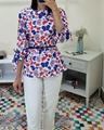 شومیز زنانه آستین واشری زمینه سفید پروانه الین