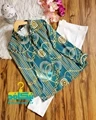 شومیز جلو دکمه ورساچه سبز زمردی